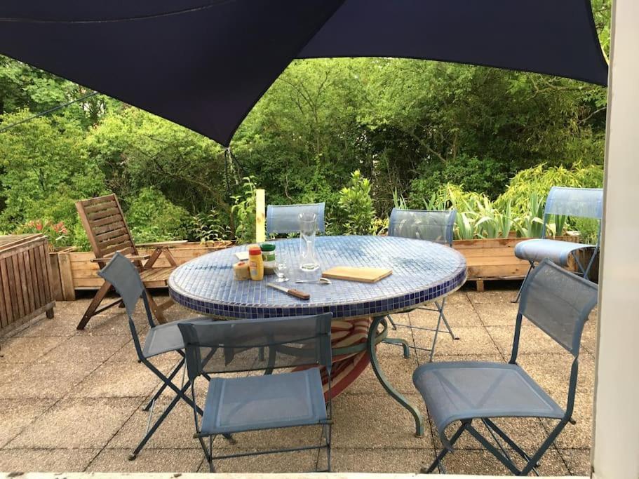 Villa Les Terrasses Dans La Nature Avec Piscine A 2 Pas De Lyon, Metro A 15Mn A Pied Pour Lyon Centre En 10Mn Ou Bus A 300M Pour Lyon Centre Oullins Exterior foto